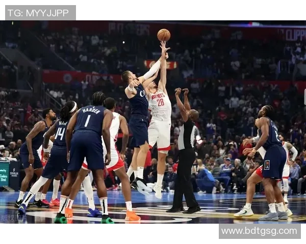 2020年NBA季后赛快船与火箭激战回顾精彩瞬间与战术分析 2020年NBA季后赛快船与火箭激战回顾精彩瞬间与战术分析