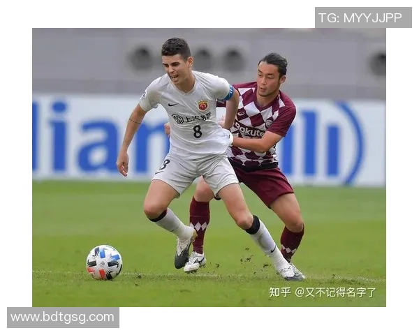 冈山绿稚与长崎航海的激烈对决展现足球魅力与团队精神 冈山绿稚与长崎航海的激烈对决展现足球魅力与团队精神