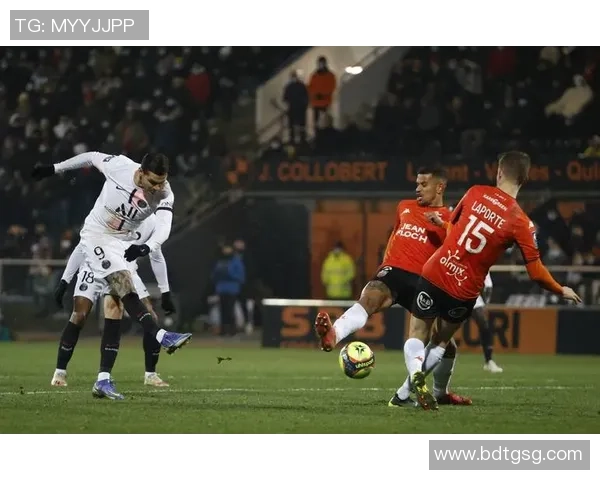 巴黎与洛里昂精彩对决直播全程回顾与分析 巴黎与洛里昂精彩对决直播全程回顾与分析